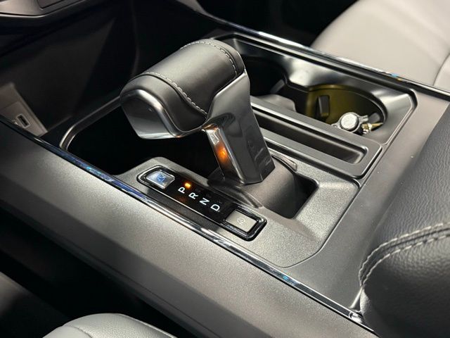 2025 Ford F-150 Lightning Flash photo