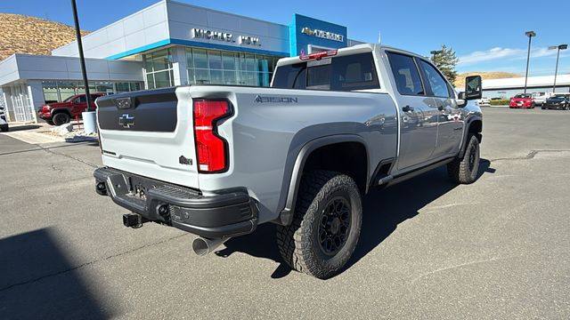 2025 Chevrolet Silverado 2500HD ZR2 3