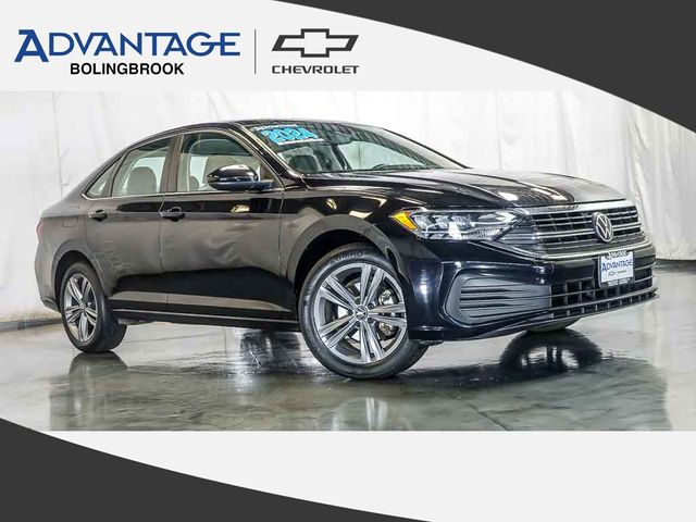 Silver 2024 Volkswagen Jetta Sedan Front-Wheel Drive 8-Speed Automatic