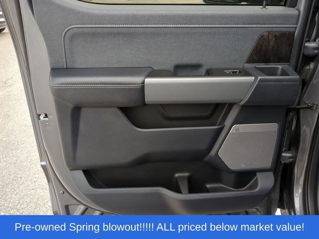 Used 2024 Carbonized Gray Metallic Ford Lariat image 36