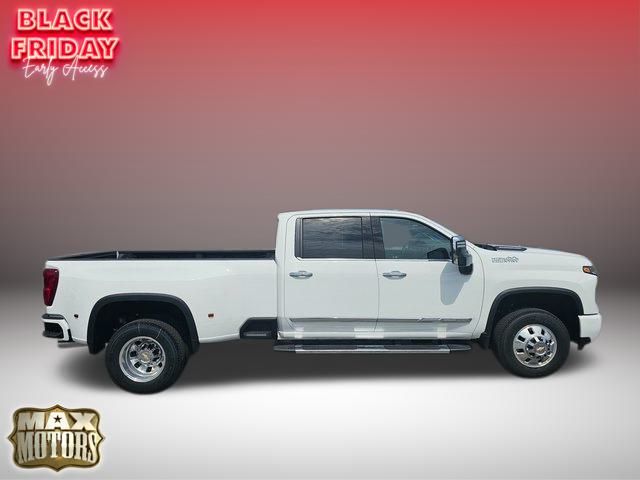 2024 Chevrolet Silverado 3500HD High Country 13