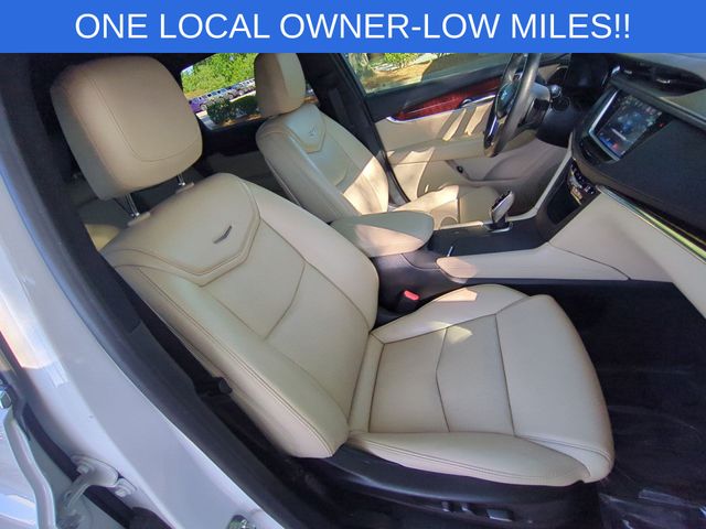 Used 2019 White Cadillac Luxury image 36