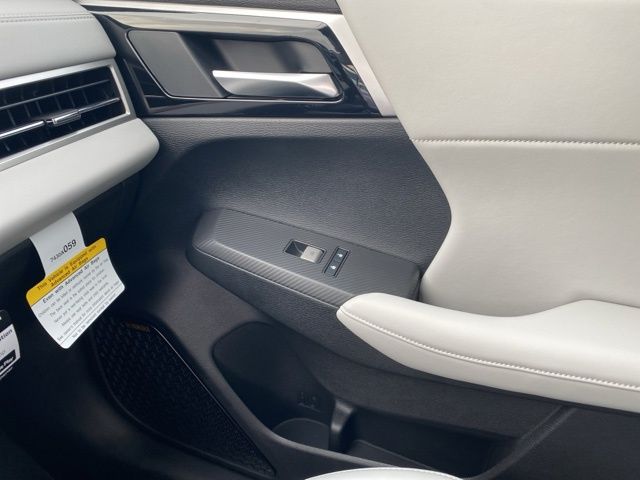 MitsubishiOutlander34