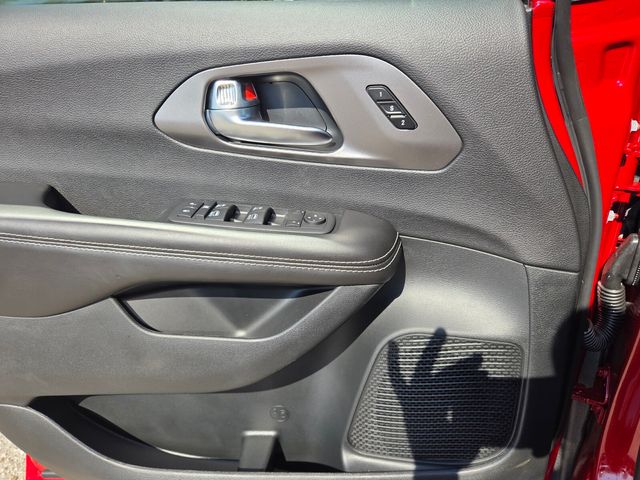 New 2026 Red Chrysler Select image 19