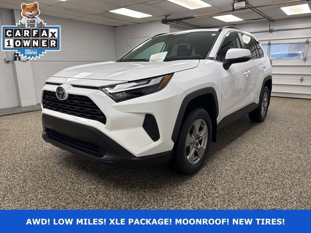 2022 Toyota RAV4 XLE
