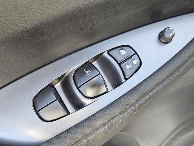 Used 2023 Nissan Leaf Hatchback
