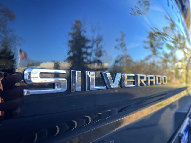 Used 2022 Chevrolet Silverado 1500 For Sale in Livonia, MI