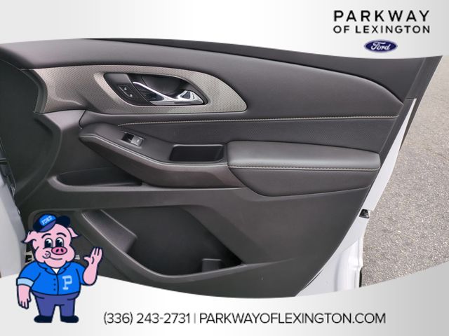 Used 2023 White Chevrolet Premier image 35