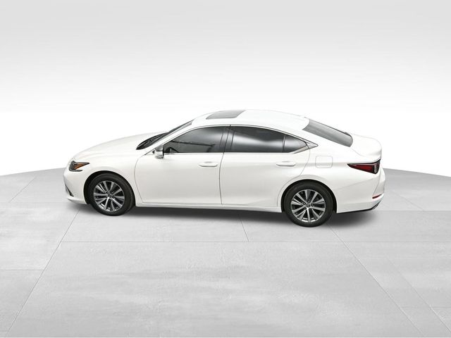 2020 Lexus ES 350 32