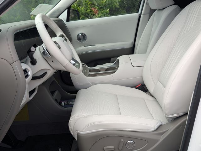 2026 Hyundai Palisade Hybrid Blue SEL Premium White at Baytown Hyundai