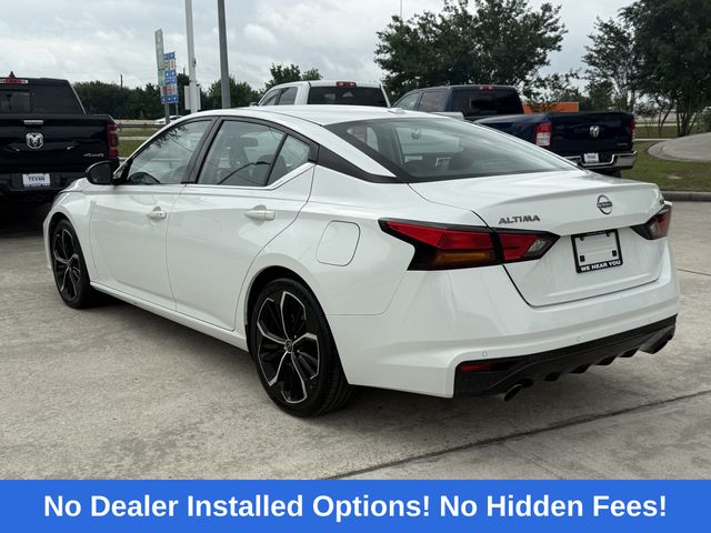 2023 Nissan Altima 2.5 SR White at Central Houston Nissan