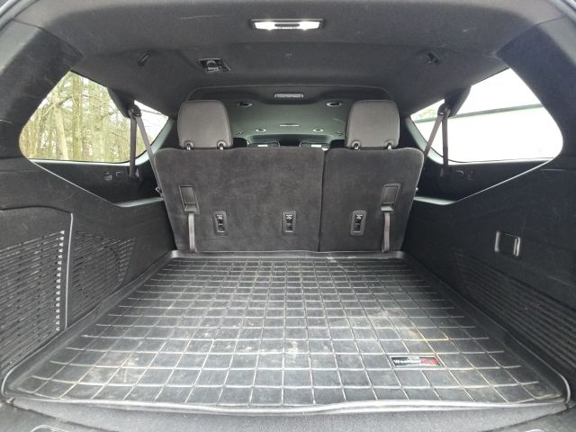 2022 Chevrolet Suburban LT:168357A