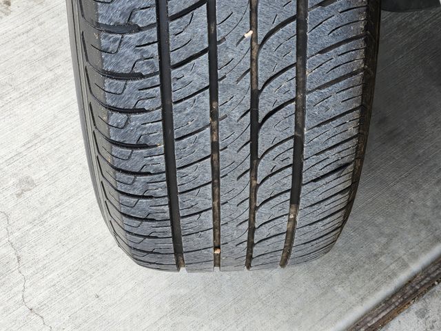 2016 Magnetic Metallic Ford F-150 XLT RWD Truck
