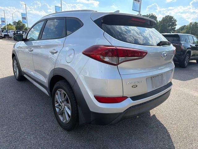 Used 2018 Silver Hyundai SEL image 5