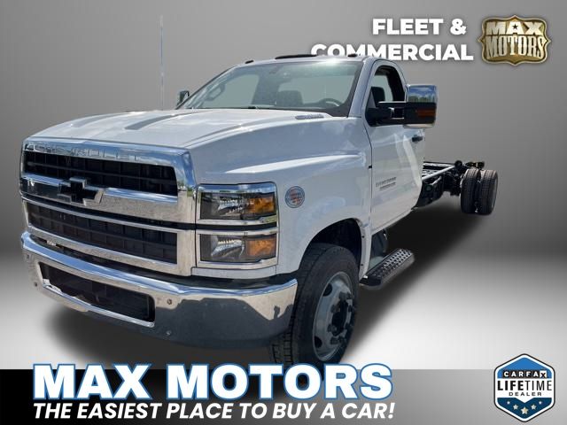 2023 Chevrolet Silverado 6500HD 1WT 3