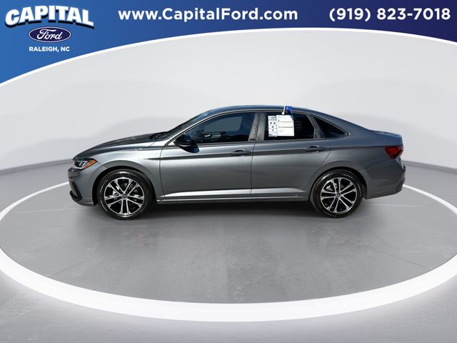 Used 2025 Gray Volkswagen 1.5T Sport image 5