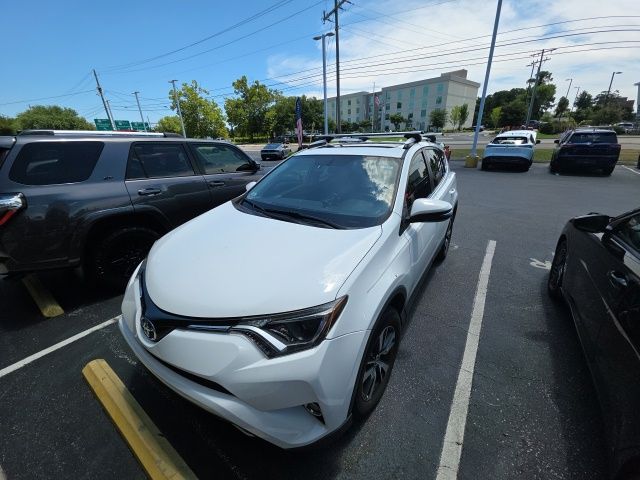 Used 2016 White Toyota XLE image 6