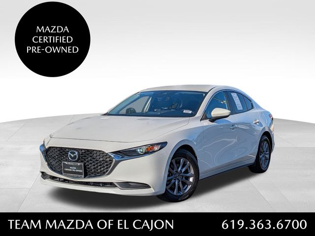 Snowflake White Pearl Mica 2022 Mazda MAZDA3 Sedan Front-Wheel Drive 6-Speed Automatic
