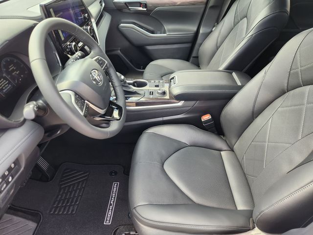 2026 Toyota Highlander Platinum Beige at Don McGill Toyota