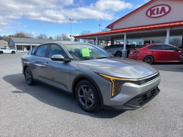 Steel Gray 2025 Kia K4 LXS FWD Sedan Front-Wheel Drive Continuously Variable Transmission