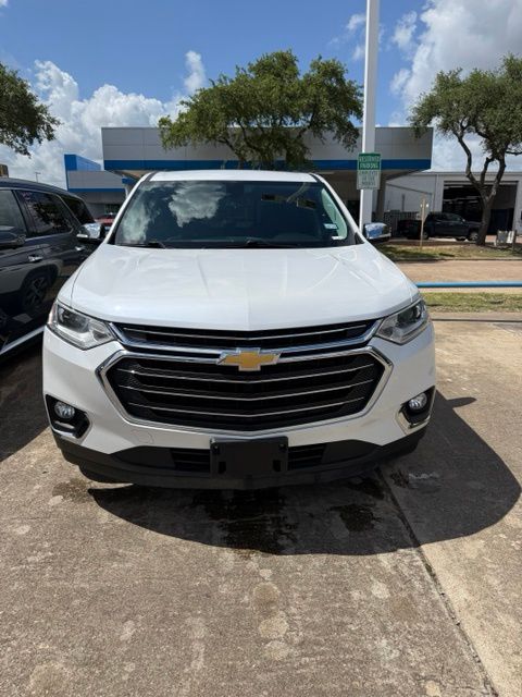 2018 Chevrolet Traverse 3LT Beige at Classic Elite Chevrolet Sugar Land