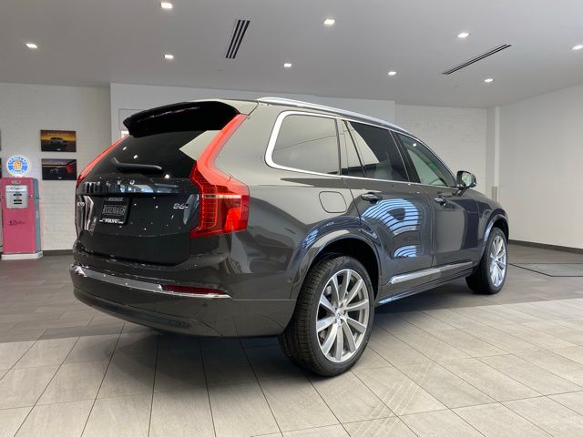 2025 Volvo XC90 B6 Ultra photo