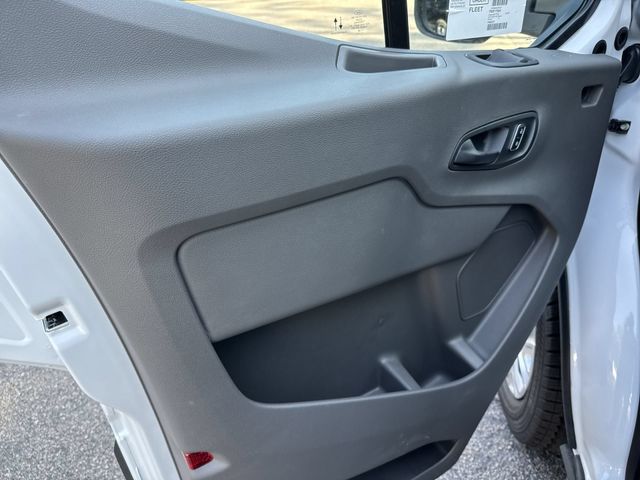 New 2026 White Ford ENCLOSED SERVICE BODY image 20
