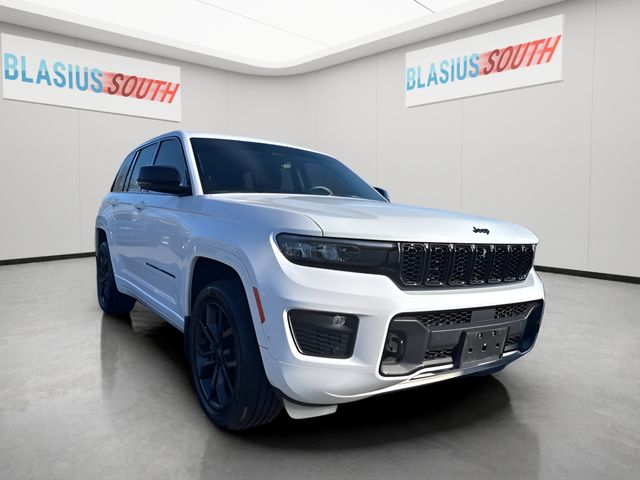 Bright White Clearcoat 2023 Jeep Grand Cherokee 4xe 4WD SUV / Crossover Four-Wheel Drive 8-Speed Automatic