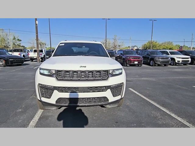 2026 Jeep Grand Cherokee Limited 4x2