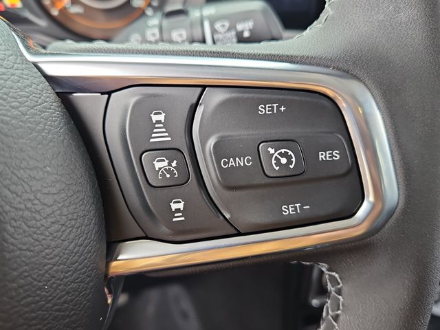 New 2026 White/off-white Jeep Sahara image 21