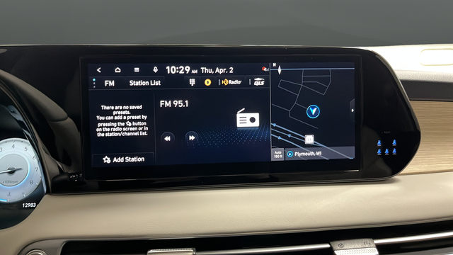 Used 2025 Abyss Black Pearl Hyundai Limited image 36