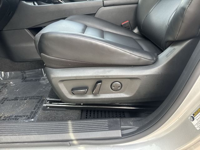 Used 2023 Silver Nissan SV image 28
