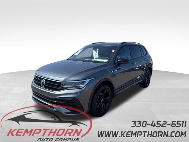 2024 Volkswagen Tiguan 2.0T SE R-Line Black photo