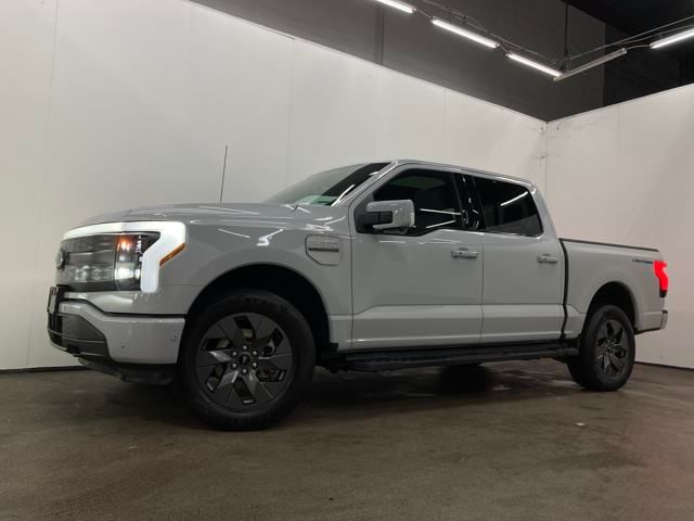 2023 Ford F-150 Lightning Lariat