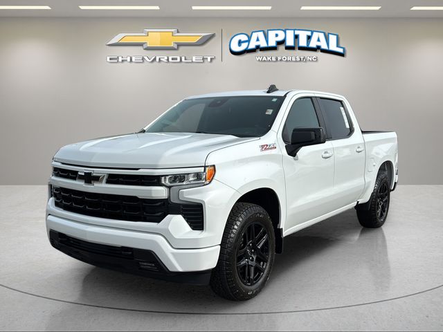 Used 2025 White Chevrolet RST image 9