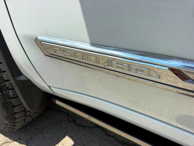 2024 Chevrolet Silverado Hd - $69,988