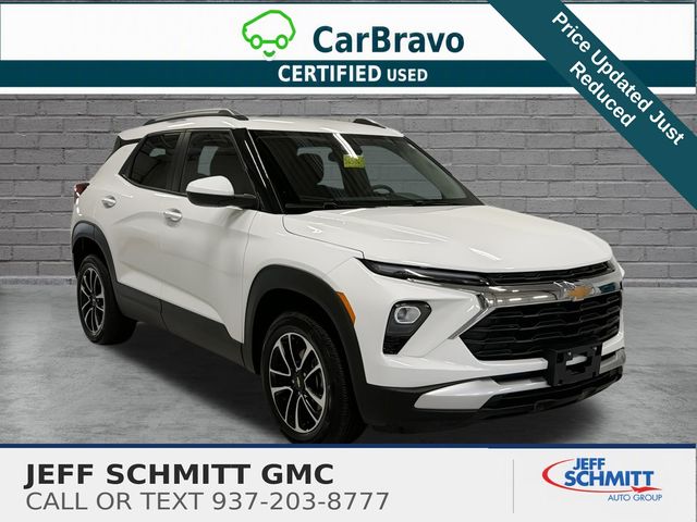 Summit White 2025 Chevrolet Trailblazer SUV / Crossover Four-Wheel Drive 9-Speed Automatic