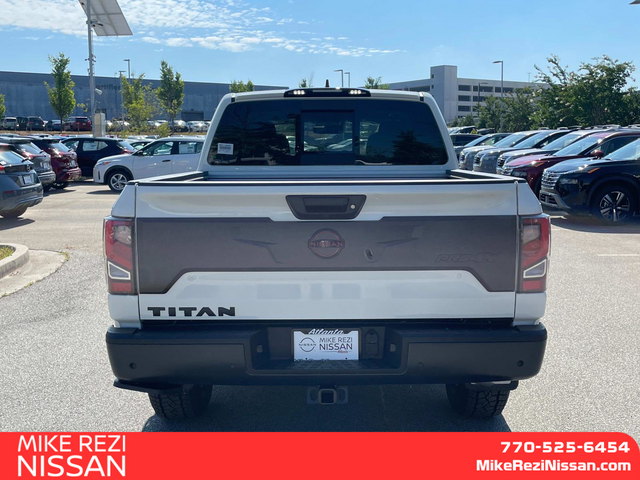 2024 Nissan Titan PRO-4X 3