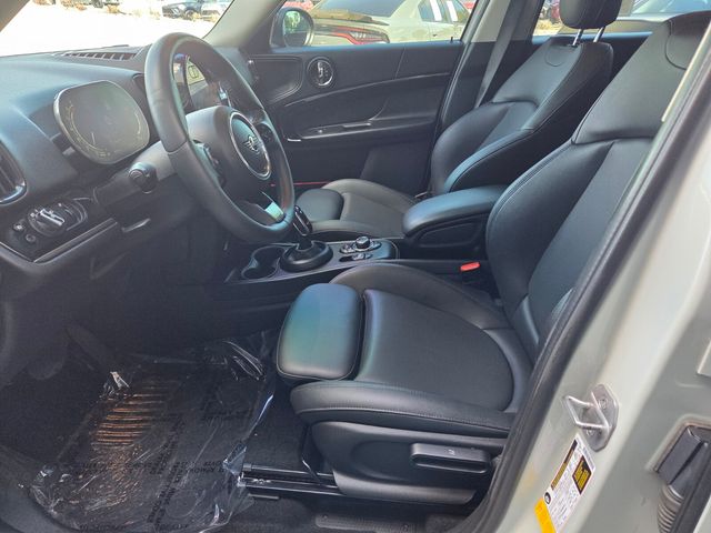 Certified Used 2023 White MINI Base image 4