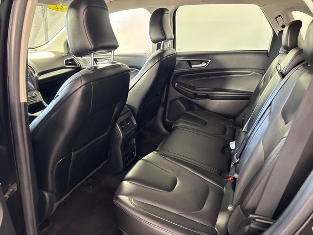 Used 2022 Ford Edge SUV