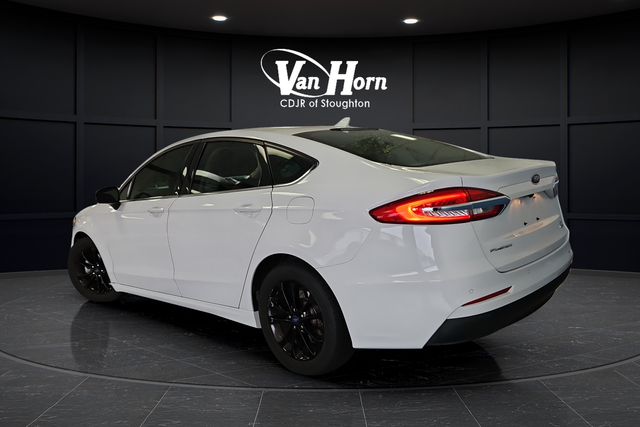 Used 2020 Oxford White Ford SE image 5
