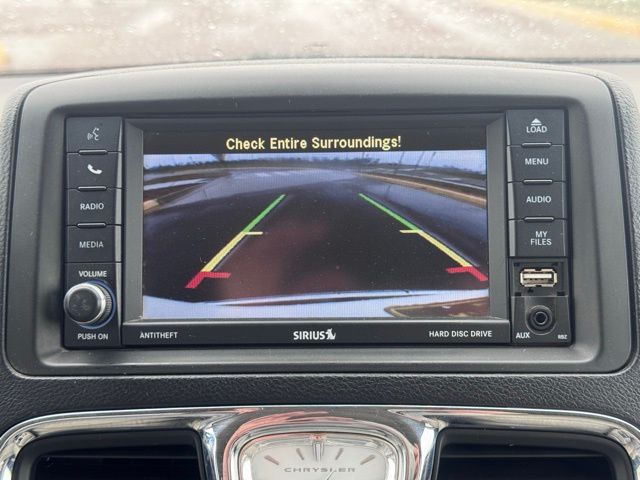 2012 Chrysler Town & Country Touring