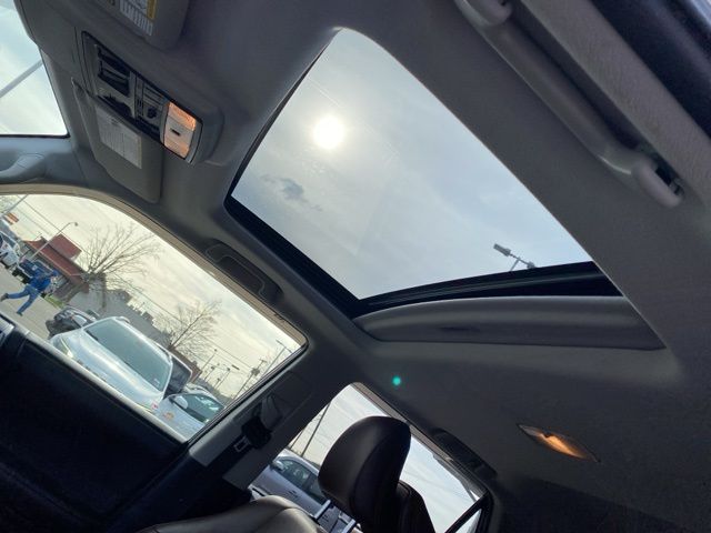 2016 Toyota 4Runner Limited photo