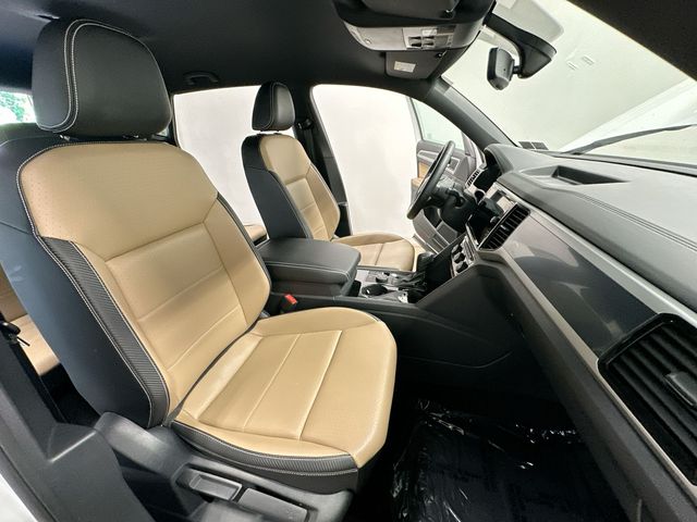 2023 Volkswagen Atlas Cross Sport 3.6L V6 SE w/Technology White at Sutliff Volkswagen