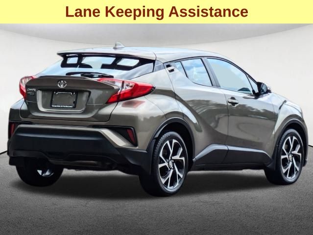 2021 Toyota C-HR XLE 5