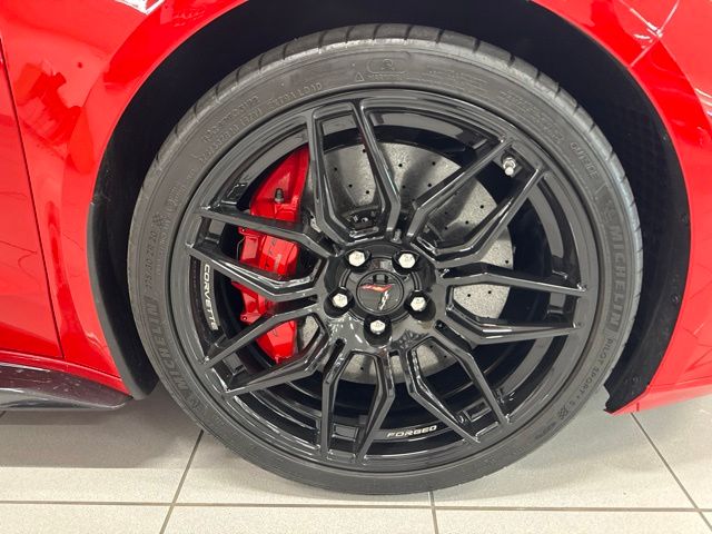 Used 2024 Red Chevrolet Z06 image 16