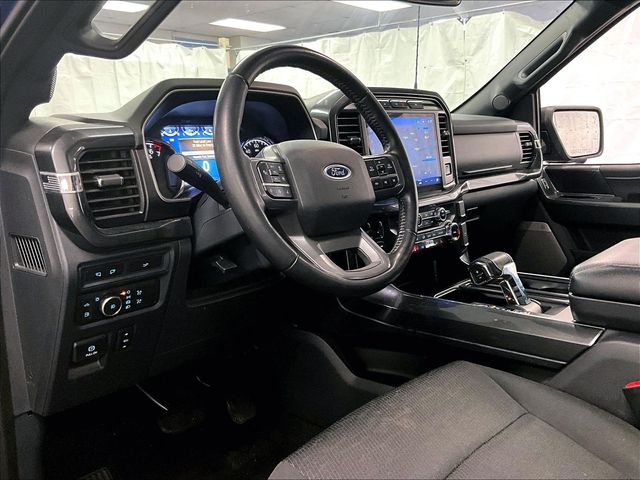 2022 Ford F-150 XLT - 11