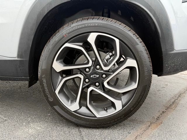 new 2026 Chevrolet Trax car, priced at $27,885