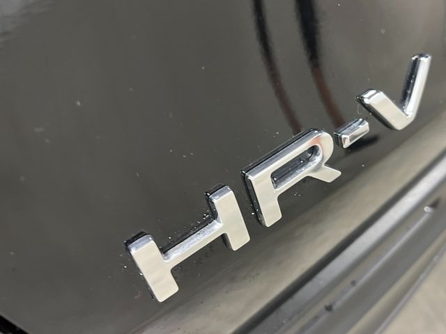 2025 Honda HR-V LX 9