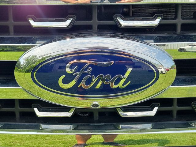 2025 Ford F-350SD Lariat Black at Central Houston Nissan